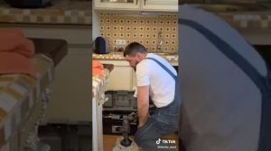 Сантехник и одинокая женщина