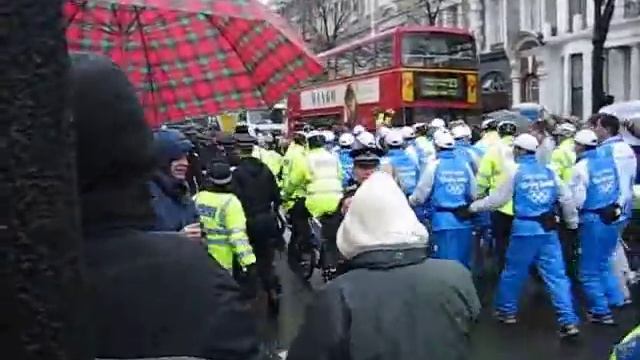 Olympic torch relay flame attack ladbroke grove london 2008 смотреть онлайн