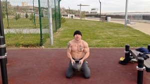 Супер быстрая тренировка спины и поясницы с гирей