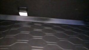 Крепление сетки в багажнике   о подсветке