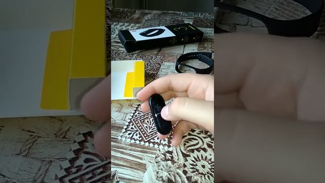 Обзор на браслет "Xiaomi MI bend 3" смотреть онлайн