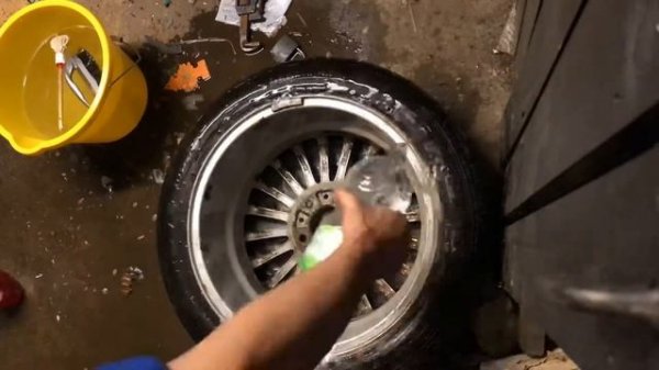 Cleaning BMW Style 73 Wheels