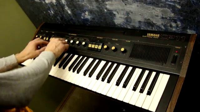 Yamaha CP-11 Analog Piano and Rhythm Machine Test смотреть онлайн