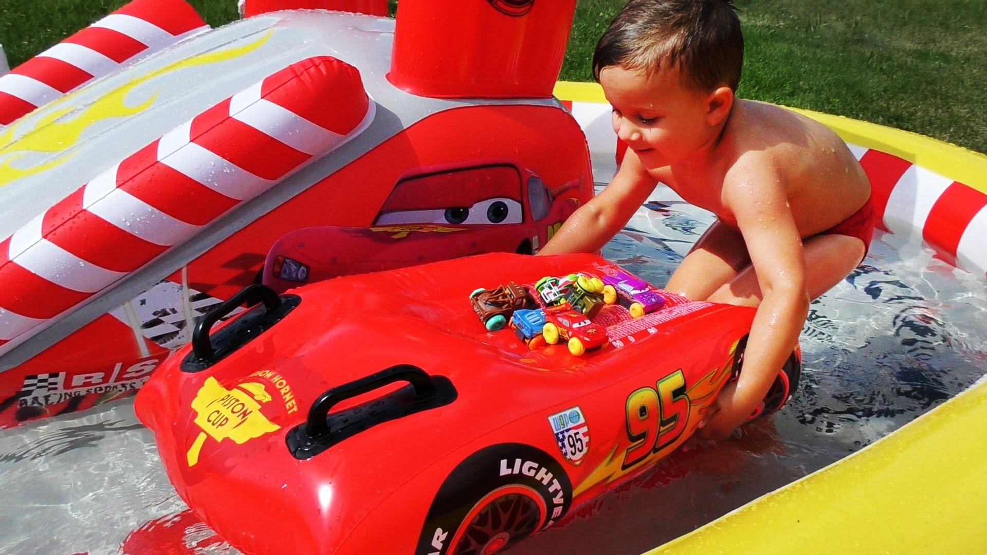 ★ ТАЧКИ МОЛНИЯ МАКВИН Палатка c Сюрпризом Машинки Тачки 2 Гонки Cars Toys Lightning McQueen Pool Car смотреть онлайн