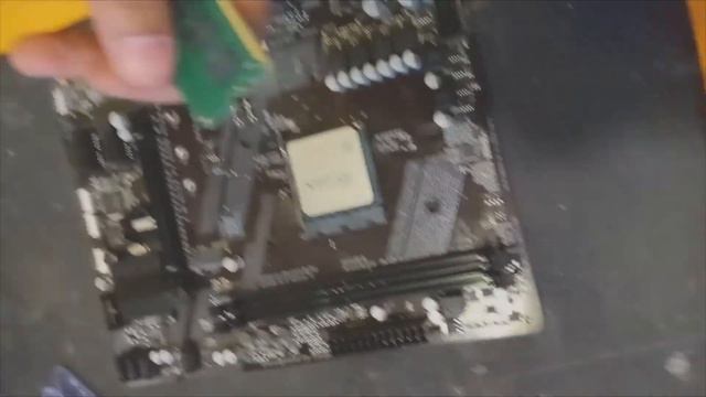 BEST BUDGET MID RANGE GAMING STREAMING PC BUILD RYZEN 5 2600 GTX 1060 | TEAM EXT смотреть онлайн