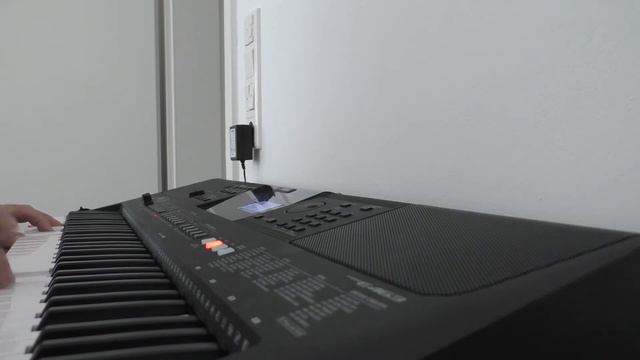 Иволга . Yamaha PSR E463 смотреть онлайн