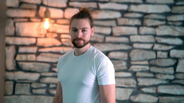 How To Tie A Messy Man Bun смотреть онлайн