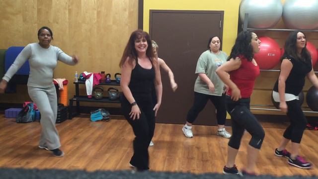 Zumba No (Meghan Trainor) by Linda Fitz смотреть онлайн
