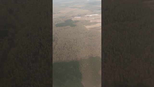 Приземление рейса Омск - Москва авиакомпании S7. Путешествие в Сибирь заканчивается смотреть онлайн