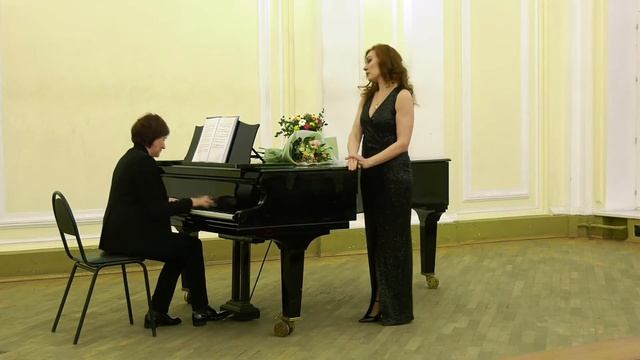 Сияла ночь. Марина Степанова. За роялем Татьяна Солнышкина. смотреть онлайн