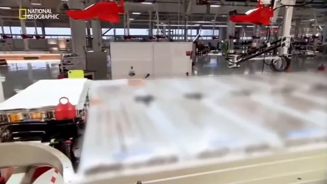 Мегазаводы National Geographic HD Электромобиль Тесла Модель С Tesla Model S смотреть онлайн