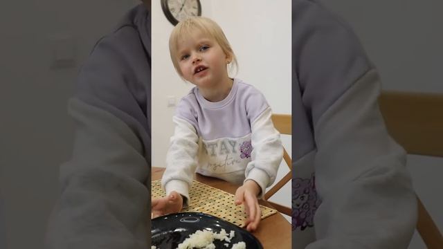 а кто доедает в твоей семье??? смотреть онлайн
