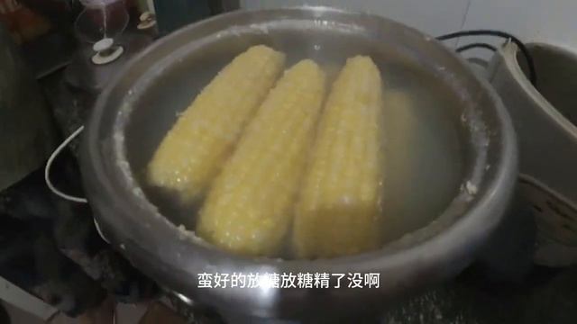 自驾一天回老家看望奶奶，年迈的奶奶等到晚上十点一起吃团圆饭，梦想着回到自己的老家看看！【哈喽妍儿】 смотреть онлайн