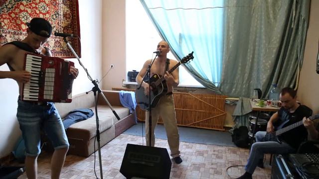 Сафрон и Ко - Параноя (запись видео с репы, live) смотреть онлайн
