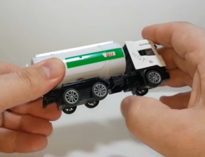обзор игрушечного бензовоза смотреть онлайн
