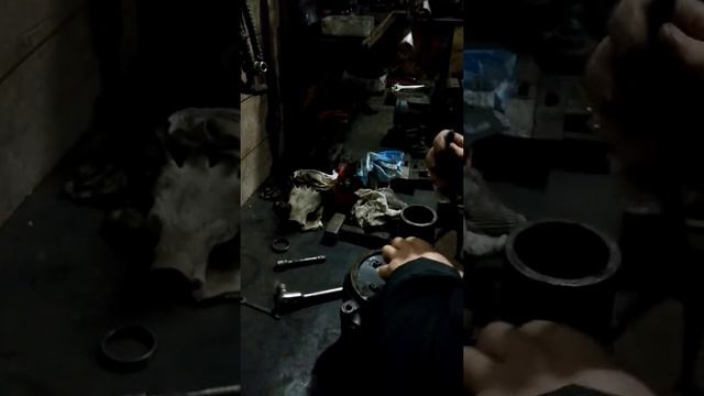 Сборка водяной помпы DD 12.7 (часть третья) смотреть онлайн