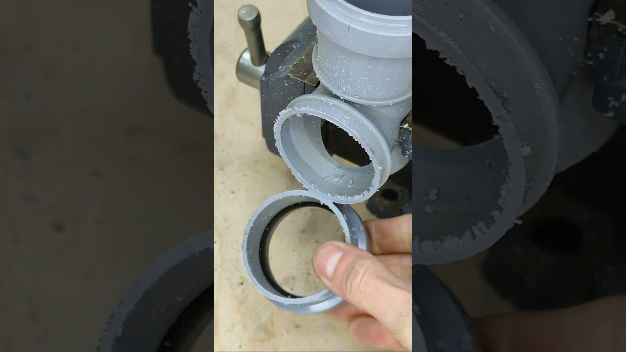 Обязательно запомни эту хитрость! Как легко сделать точную разметку на пластиковой трубе? #shorts смотреть онлайн