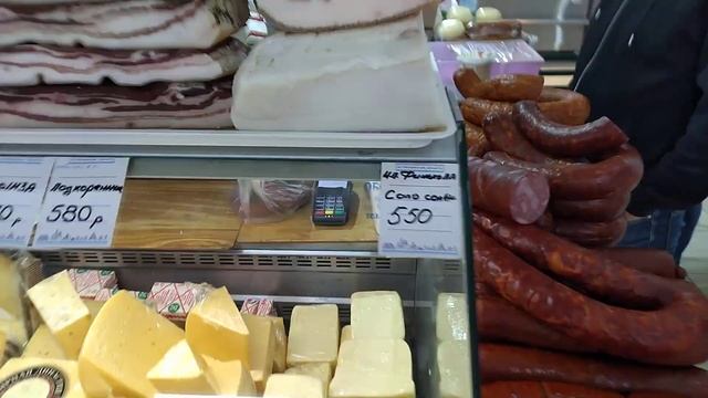 Хотите узнать цены на молочную, рыбную, мясную продукцию на рынках Астрахани посмотрите это видео. смотреть онлайн