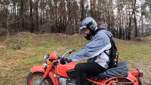 ЧЕРЕЗ БОЛОТО до ЗАМКА на ДНЕПР МТ11! МІНІ ДАЛЬНЯК 80км на МОТОЦИКЛАХ та SURRON! НАВАЛ по ЛІСІ на МТ