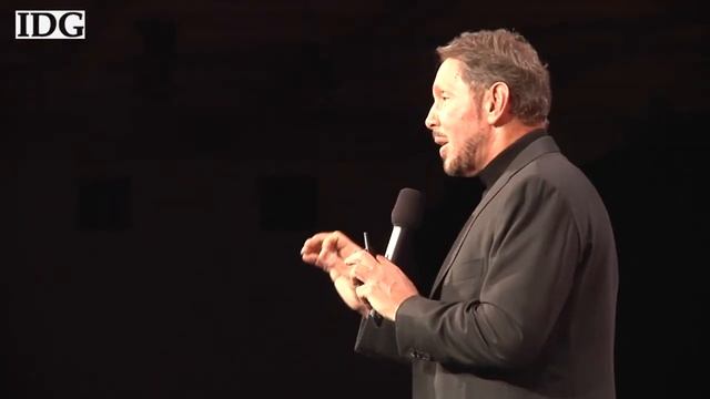 Oracle OpenWorld 2012: Opening night brings competitive quips, Oracle stars смотреть онлайн
