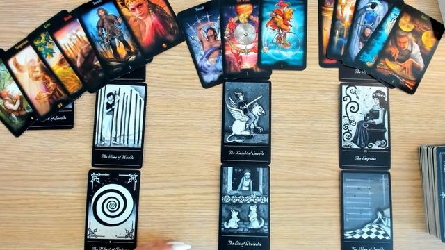 Pisces November Monthly Tarot Reading | You know you're in the right, Pisces. No doubts | смотреть онлайн