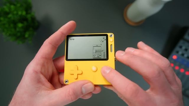 Купил Playdate в 2024 году. Настоящая портативная консоль - Обзор смотреть онлайн