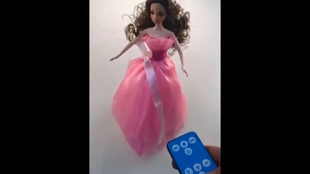 Кукла Intelligent PrinceSS на пульте (крутящаяся)