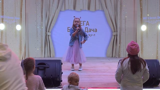 Ксю Дементьева. Папина дочь смотреть онлайн