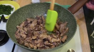 Печень по-Строгановски — Классически Рецепт со Сметаной на Сковороде