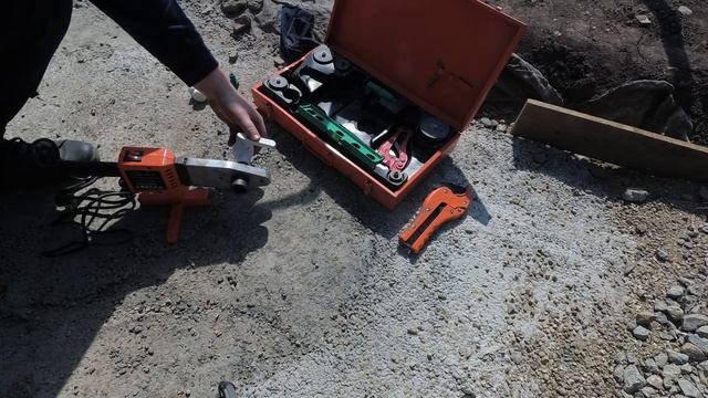 Как сделать пластиковый кран на улицу смотреть онлайн