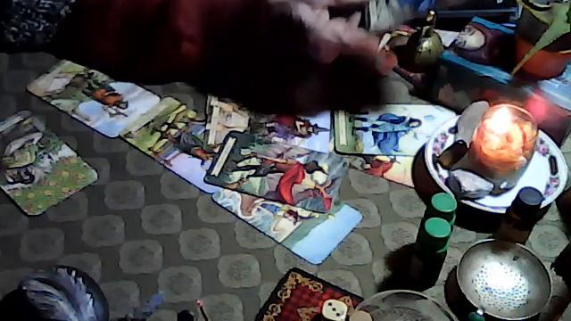 COMO SABER SI TENGO TRABAJO DE MAGIA NEGRA ? ELIGE UN MONTÓN/ смотреть онлайн