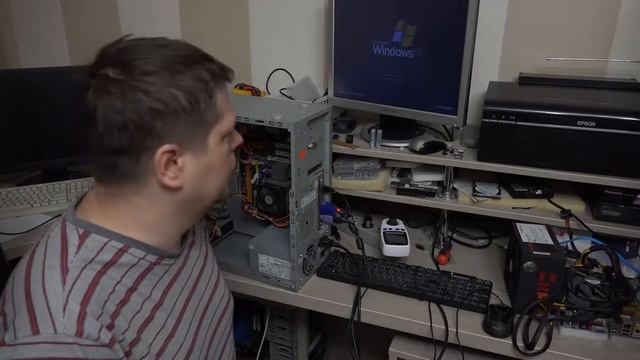Компьютер зависает при старте - экстренный запуск. Вздулись конденсаторы. смотреть онлайн