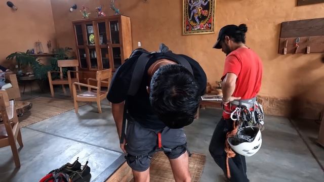 落ちたら最後！世界一危険なホテルがヤバすぎる смотреть онлайн