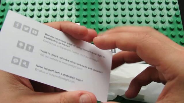 Unboxing YEELIGHT YLDP06YL 10W RGB E27 Smart Light Bulbs смотреть онлайн