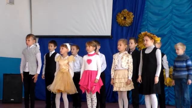 "Просто мы маленькие звёзды." 3 класс Охримовской ООШ. 2015 г. смотреть онлайн