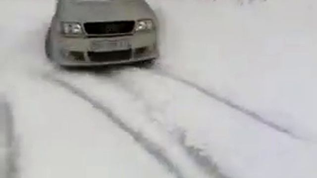 Audi S4 quattro 1992.avi смотреть онлайн