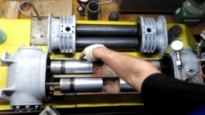 Оппозитный тепловой двигатель Стирлинга.