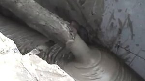 Монолитный пенобетон. Заливка стен многоэтажки с помощью поризатора