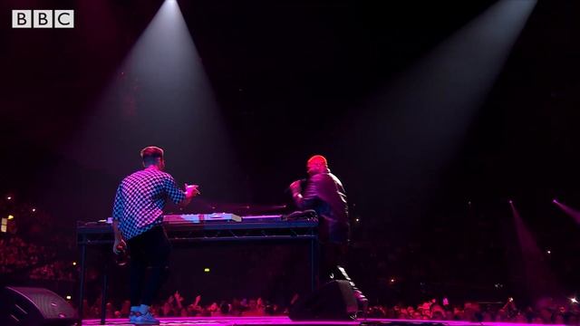 Joel Corry - Head & Heart (Out Out Live 2021) смотреть онлайн