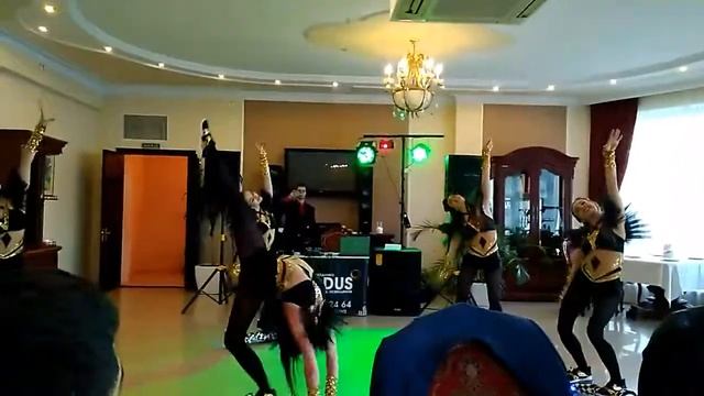 Шоу на гиробордах Exclusive?) сигвей шоу. Для заказа и по вопросам сотрудничества т. 0636684664 смотреть онлайн