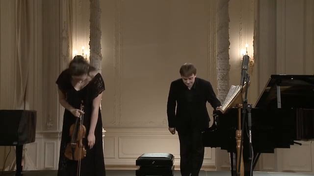 Aleksandra Korobkina (violin) English Hall of St. Petersburg Music House 2013-12-25 Part 1 смотреть онлайн