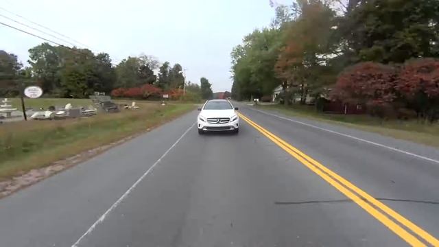 2015 Mercedes-Benz GLA 250 first look on the road around Vermont смотреть онлайн