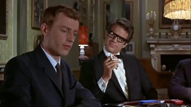 Warren Beatty Plays Poker pt.1 смотреть онлайн