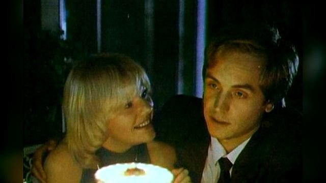 ПОЧЕМУ ЗВЕЗДА "МАЛЕНЬКОЙ ВЕРЫ" МЕНЯЛ ЖЕНЩИН, КАК ПЕРЧАТКИ смотреть онлайн