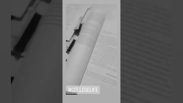 I'm trying to convert my notes into a song..as I'm so bored of reading it #ukulele #collegelife смотреть онлайн