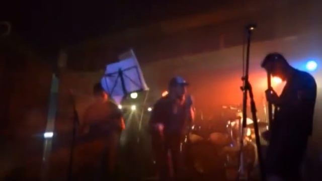 Resurgiendo - Ciceron En Vivo.