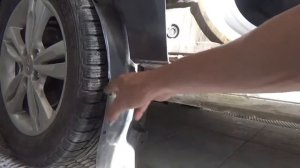 Как снять переднее крыло Hyundai iX-35.