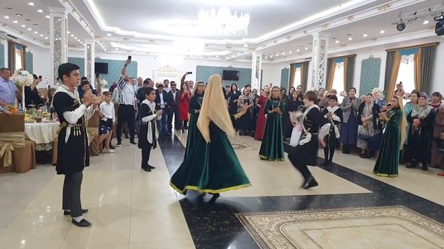 Супер зажигательный танец смотреть онлайн