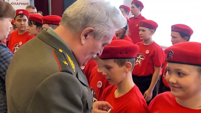 Посвящение в ряды ЮНАРМЕЙЦЕВ. г.Омск.Торжественная часть смотреть онлайн