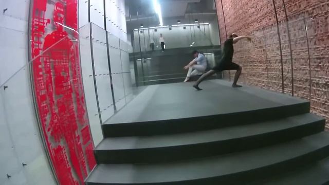 Site-specific improvisation смотреть онлайн